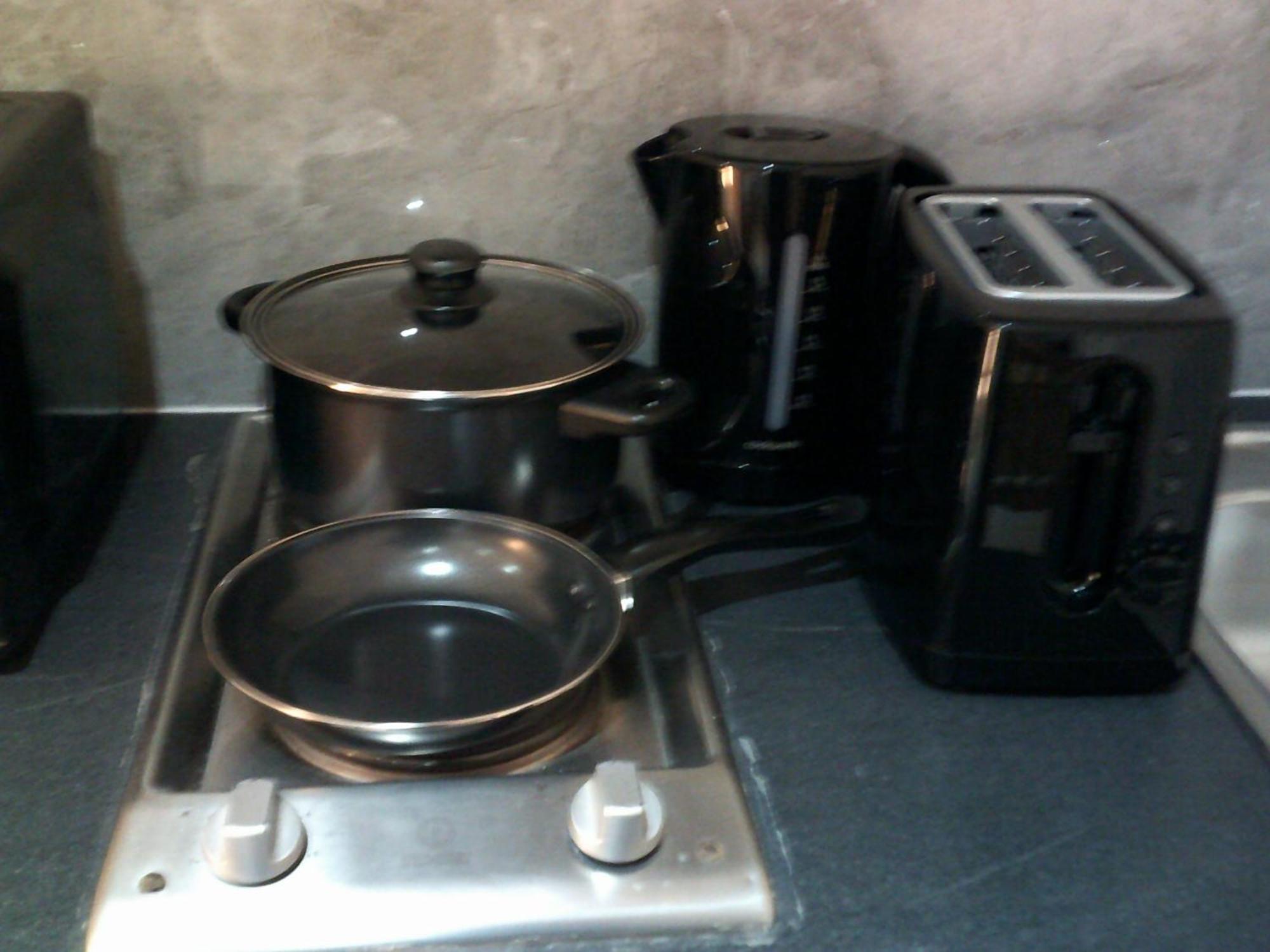 Newly Built Modern Studio House With Free Parking Londra Dış mekan fotoğraf